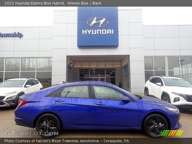 2023 Hyundai Elantra Blue Hybrid in Intense Blue