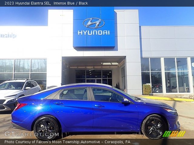 2023 Hyundai Elantra SEL in Intense Blue