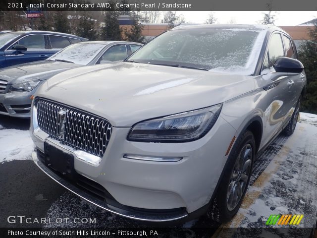 2021 Lincoln Corsair Standard AWD in Ceramic Pearl