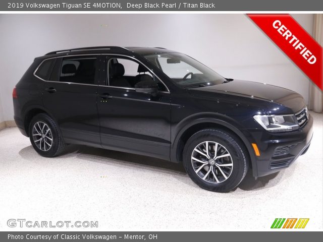 2019 Volkswagen Tiguan SE 4MOTION in Deep Black Pearl