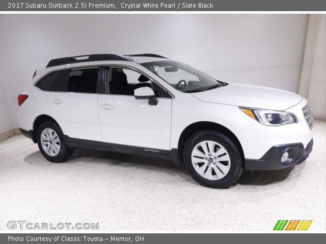 2017 Subaru Outback 2.5i Premium in Crystal White Pearl