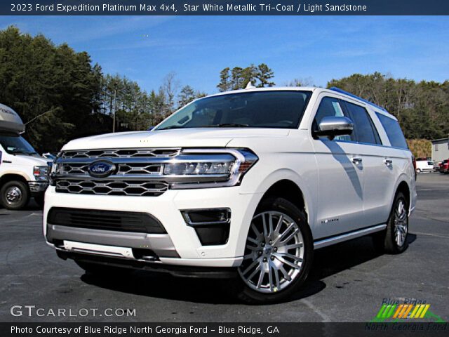 2023 Ford Expedition Platinum Max 4x4 in Star White Metallic Tri-Coat