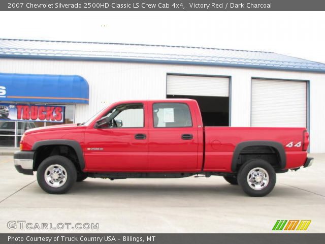 2007 Chevrolet Silverado 2500HD Classic LS Crew Cab 4x4 in Victory Red