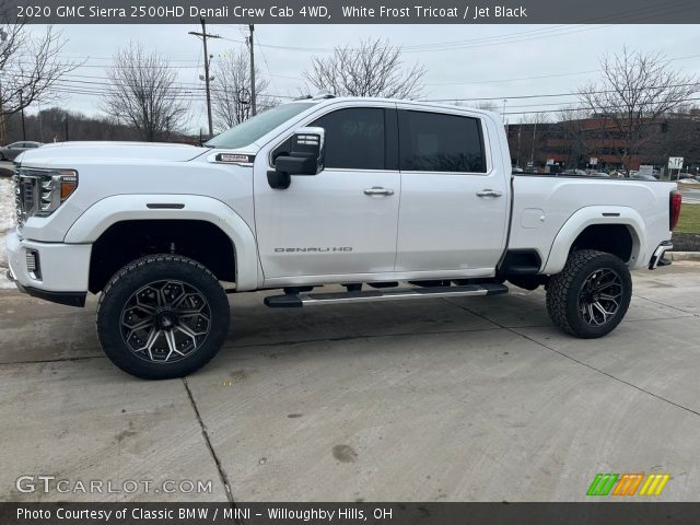 2020 GMC Sierra 2500HD Denali Crew Cab 4WD in White Frost Tricoat