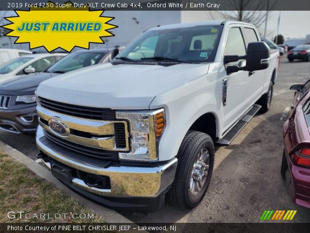 2019 Ford F250 Super Duty XLT Crew Cab 4x4 in Oxford White