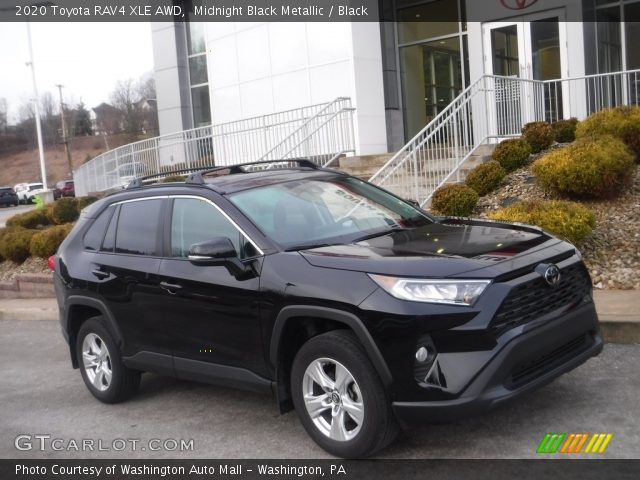 2020 Toyota RAV4 XLE AWD in Midnight Black Metallic