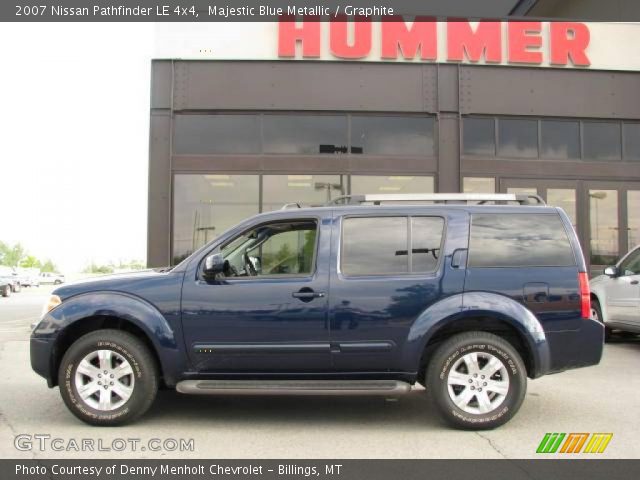 2007 Nissan Pathfinder LE 4x4 in Majestic Blue Metallic