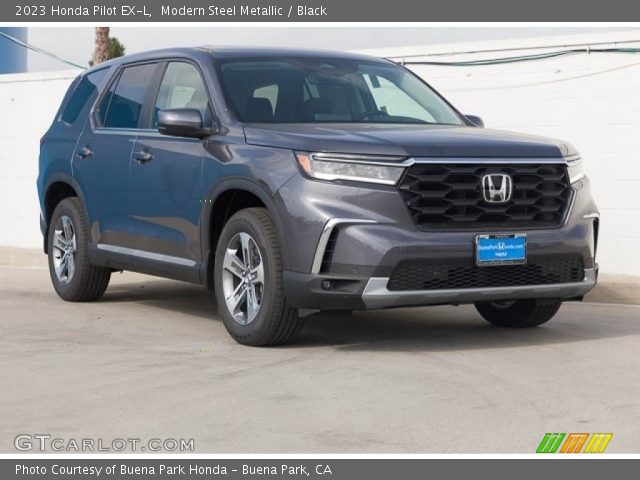 2023 Honda Pilot EX-L in Modern Steel Metallic