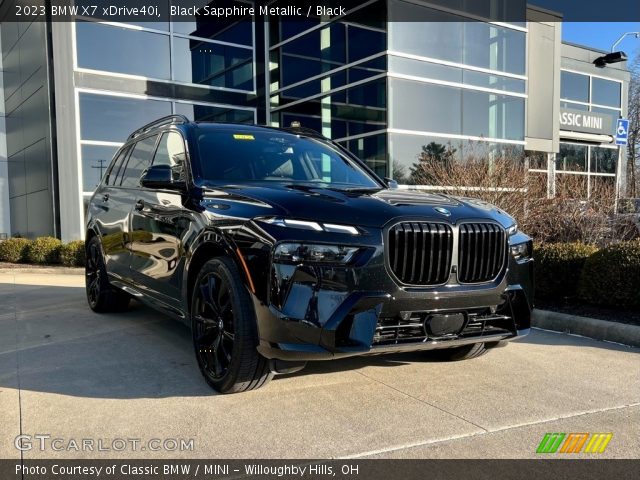 2023 BMW X7 xDrive40i in Black Sapphire Metallic