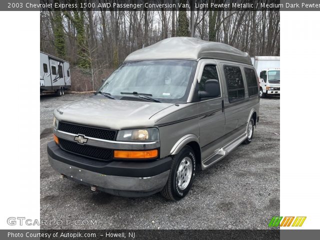 2003 Chevrolet Express 1500 AWD Passenger Conversion Van in Light Pewter Metallic