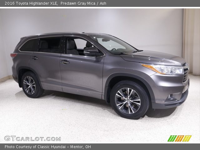 2016 Toyota Highlander XLE in Predawn Gray Mica