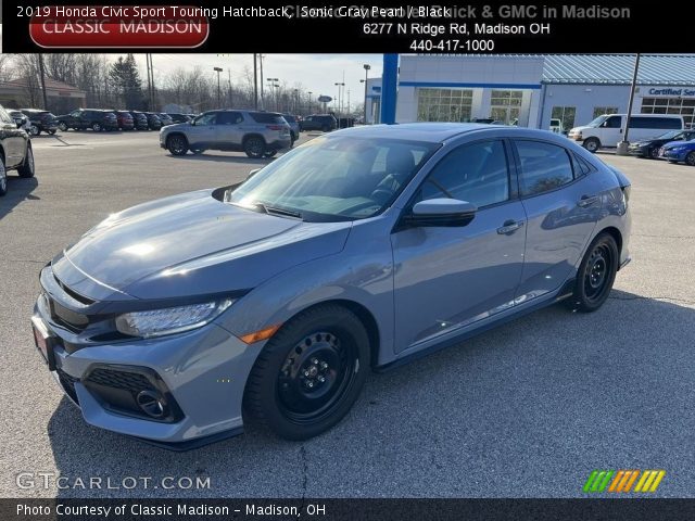 2019 Honda Civic Sport Touring Hatchback in Sonic Gray Pearl