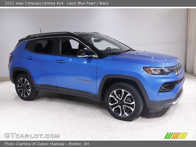 2022 Jeep Compass Limited 4x4 in Laser Blue Pearl