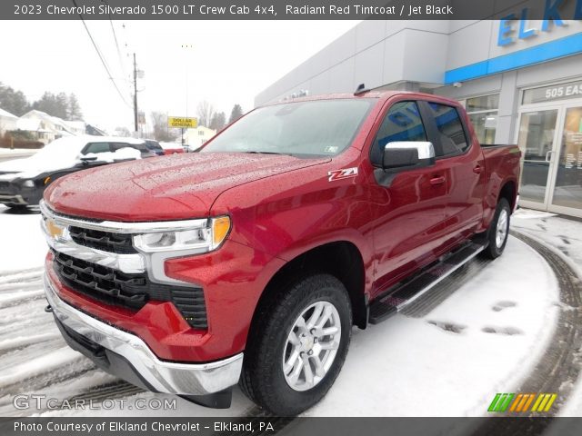 2023 Chevrolet Silverado 1500 LT Crew Cab 4x4 in Radiant Red Tintcoat