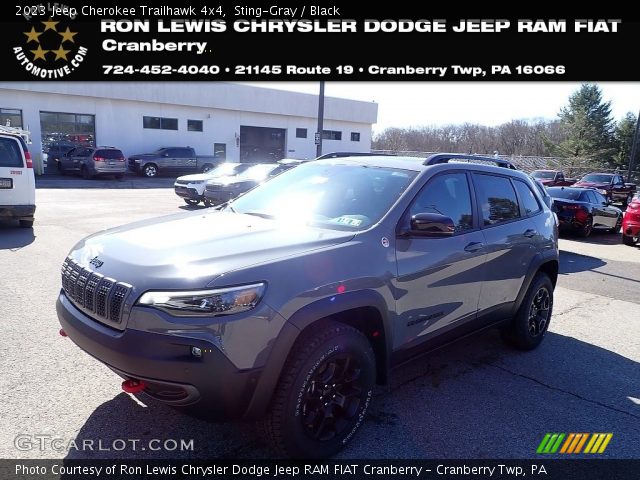 2023 Jeep Cherokee Trailhawk 4x4 in Sting-Gray