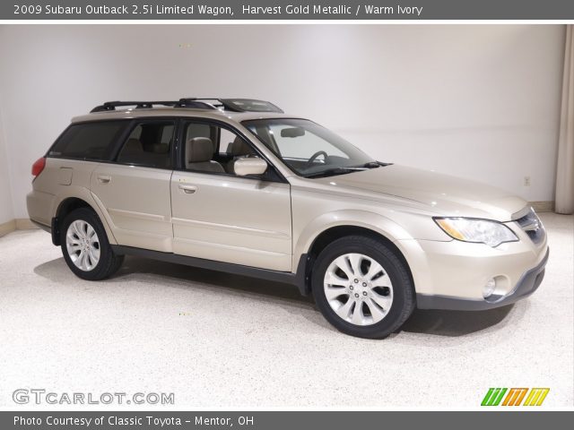 2009 Subaru Outback 2.5i Limited Wagon in Harvest Gold Metallic