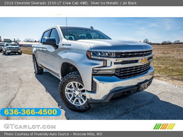 2019 Chevrolet Silverado 1500 LT Crew Cab 4WD in Silver Ice Metallic
