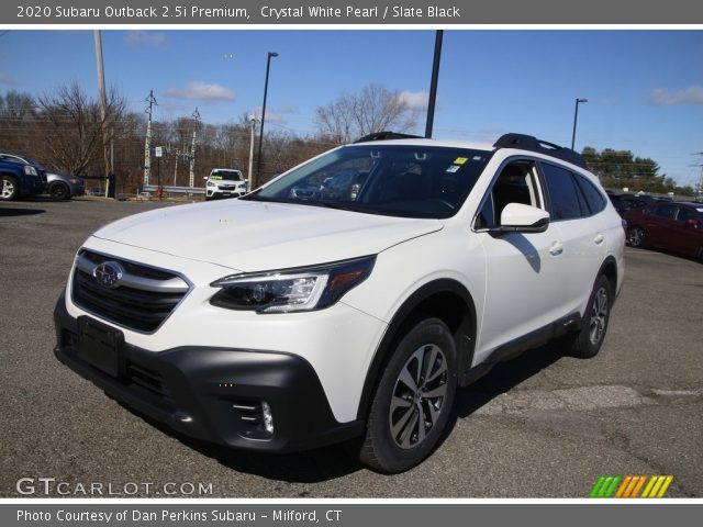 2020 Subaru Outback 2.5i Premium in Crystal White Pearl
