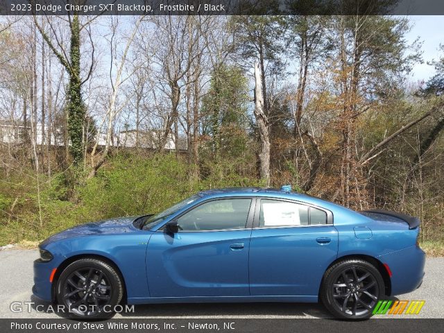 2023 Dodge Charger SXT Blacktop in Frostbite
