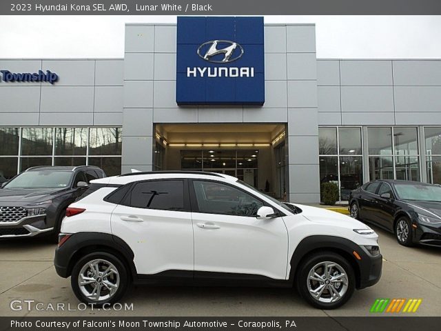 2023 Hyundai Kona SEL AWD in Lunar White