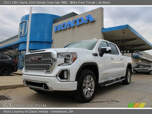 2021 GMC Sierra 1500 Denali Crew Cab 4WD in White Frost Tricoat