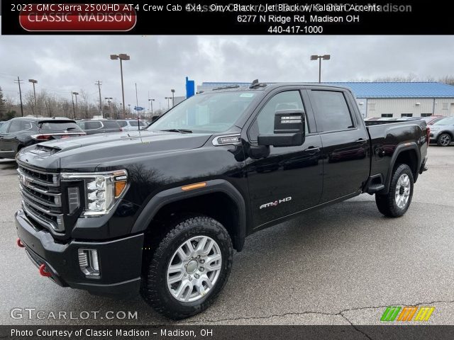 2023 GMC Sierra 2500HD AT4 Crew Cab 4x4 in Onyx Black