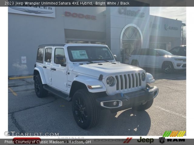 2023 Jeep Wrangler Unlimited Sahara 4XE Hybrid in Bright White