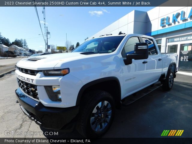 2023 Chevrolet Silverado 2500HD Custom Crew Cab 4x4 in Summit White