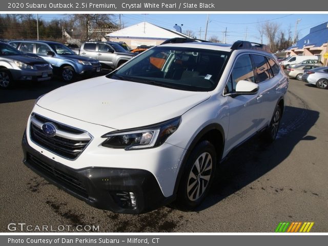 2020 Subaru Outback 2.5i Premium in Crystal White Pearl