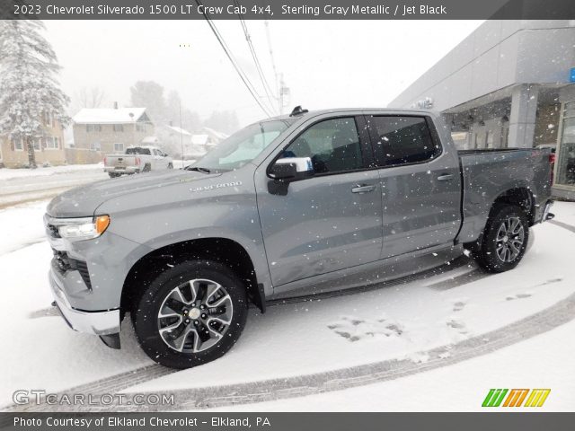 2023 Chevrolet Silverado 1500 LT Crew Cab 4x4 in Sterling Gray Metallic