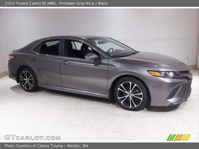 2020 Toyota Camry SE AWD in Predawn Gray Mica