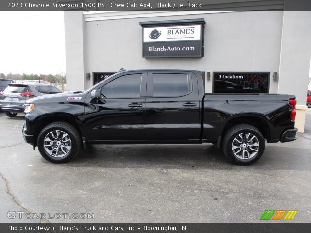 2023 Chevrolet Silverado 1500 RST Crew Cab 4x4 in Black