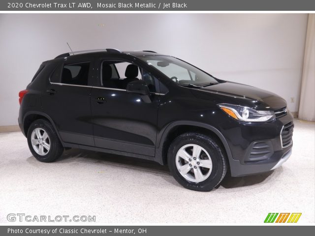 2020 Chevrolet Trax LT AWD in Mosaic Black Metallic