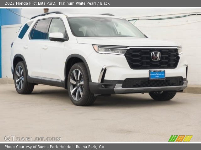 2023 Honda Pilot Elite AWD in Platinum White Pearl