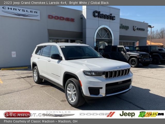 2023 Jeep Grand Cherokee L Laredo 4x4 in Bright White