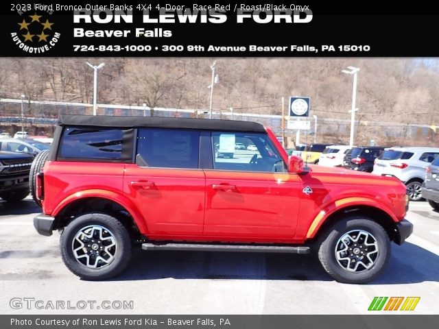 2023 Ford Bronco Outer Banks 4X4 4-Door in Race Red