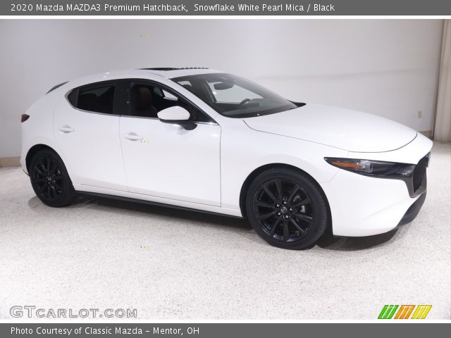 2020 Mazda MAZDA3 Premium Hatchback in Snowflake White Pearl Mica