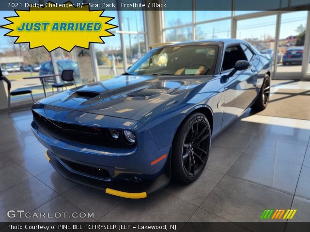 2021 Dodge Challenger R/T Scat Pack in Frostbite