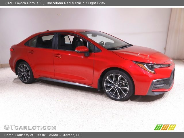 2020 Toyota Corolla SE in Barcelona Red Metallic