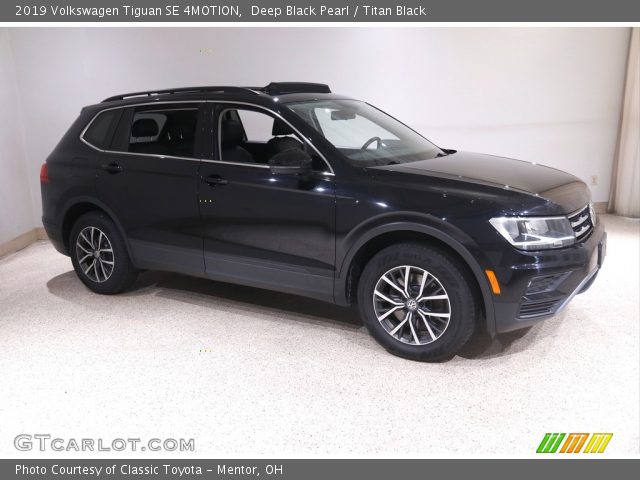 2019 Volkswagen Tiguan SE 4MOTION in Deep Black Pearl