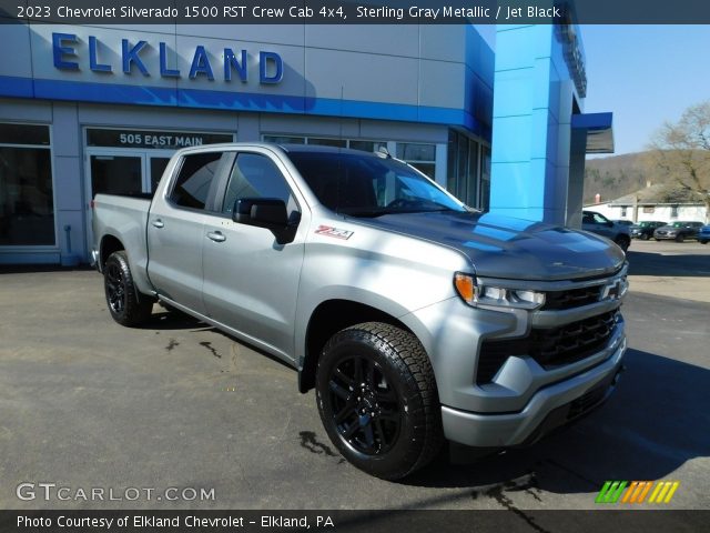 2023 Chevrolet Silverado 1500 RST Crew Cab 4x4 in Sterling Gray Metallic