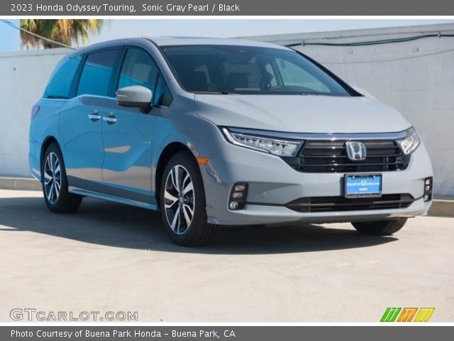 2023 Honda Odyssey Touring in Sonic Gray Pearl