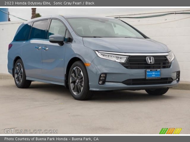 2023 Honda Odyssey Elite in Sonic Gray Pearl