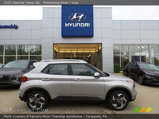 2023 Hyundai Venue SEL in Shimmering Silver