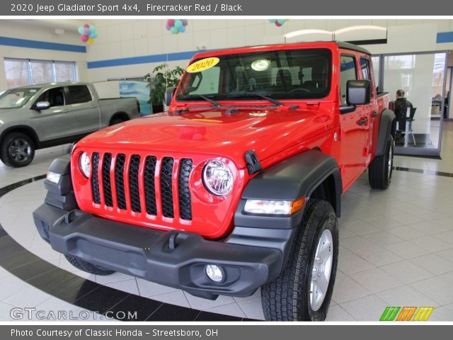 2020 Jeep Gladiator Sport 4x4 in Firecracker Red