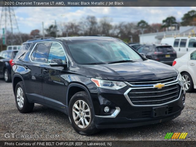 2020 Chevrolet Traverse LT AWD in Mosaic Black Metallic