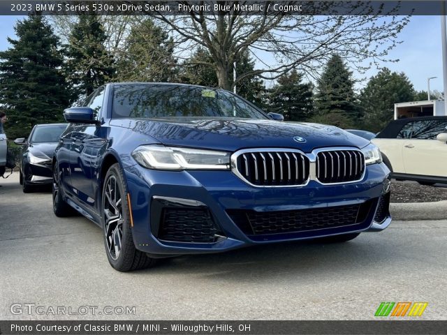 2023 BMW 5 Series 530e xDrive Sedan in Phytonic Blue Metallic