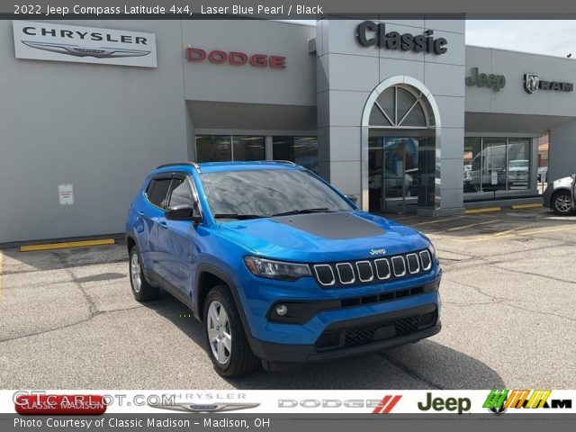 2022 Jeep Compass Latitude 4x4 in Laser Blue Pearl