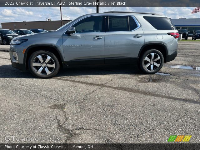 2023 Chevrolet Traverse LT AWD in Sterling Gray Metallic