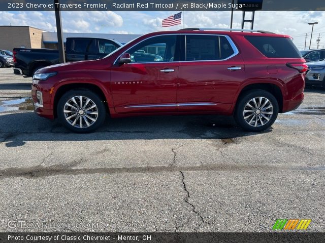 2023 Chevrolet Traverse Premier in Radiant Red Tintcoat